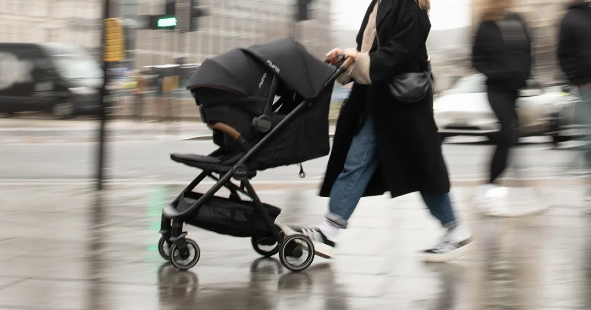 Nuna präsentiert innovative Babyschale mit integriertem ISOFIX