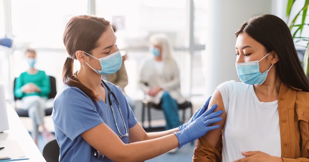 Grippeimpfung 2025/26: Kostenloser Schutz für Familien und Schwangere startet