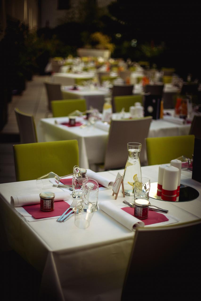 Hochzeit ideen für einladungen und tischkärtchen babyforum.at Steirische tischdeko für hochzeit