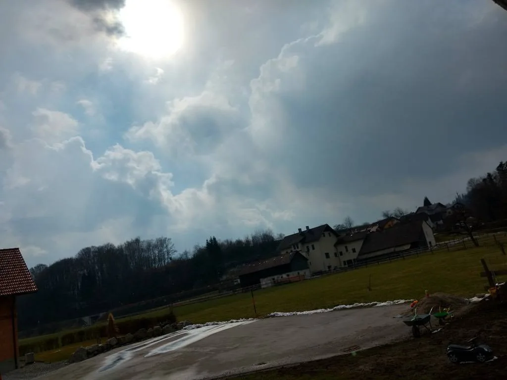 jl96j66esug1.webp