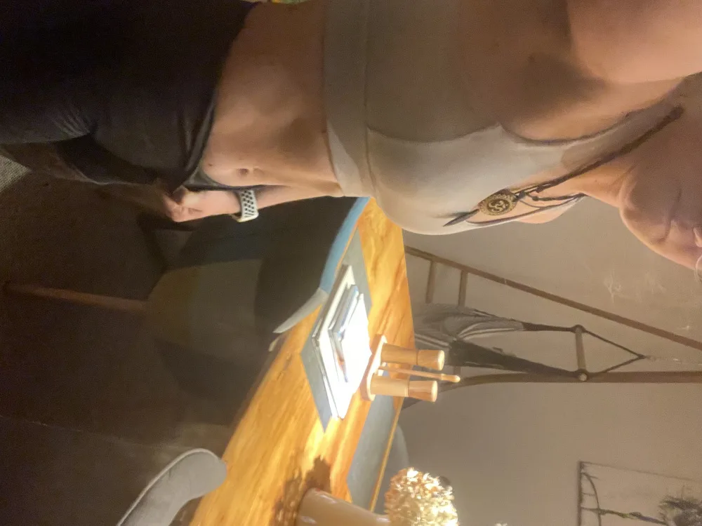 udfeuh0208z4.webp