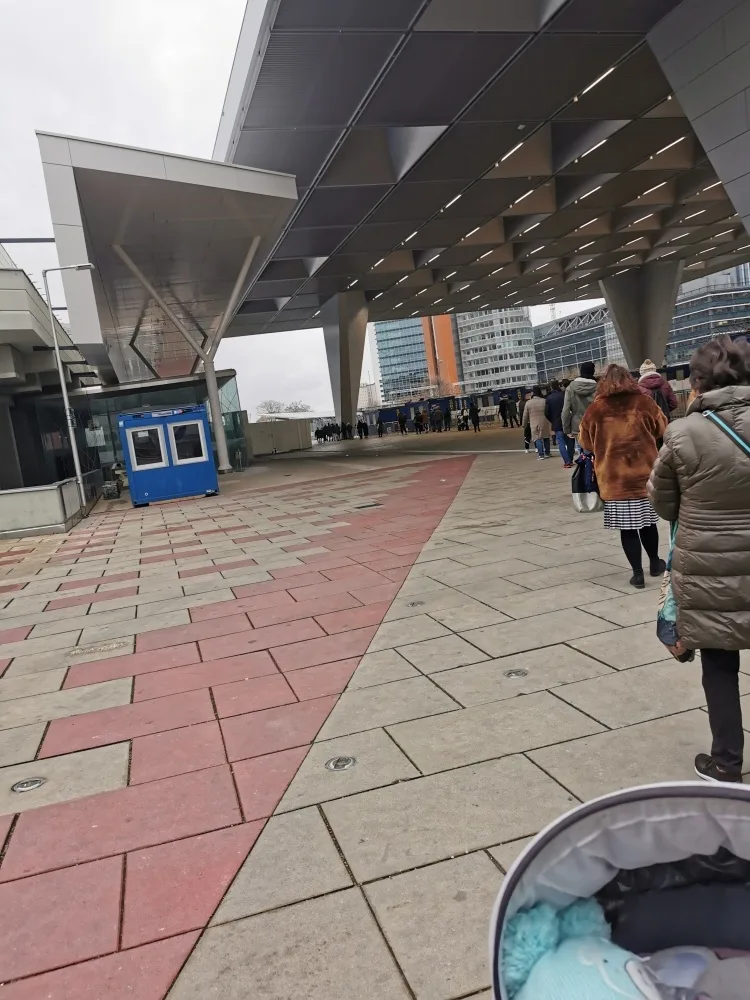 rs0p5zslm5x2.webp