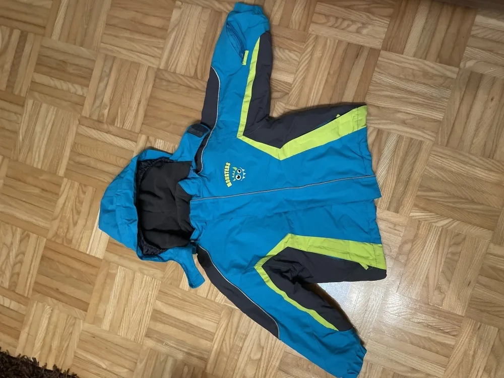 ekad5p5wy647.webp