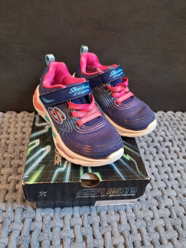 b0jxi3v6j417.webp