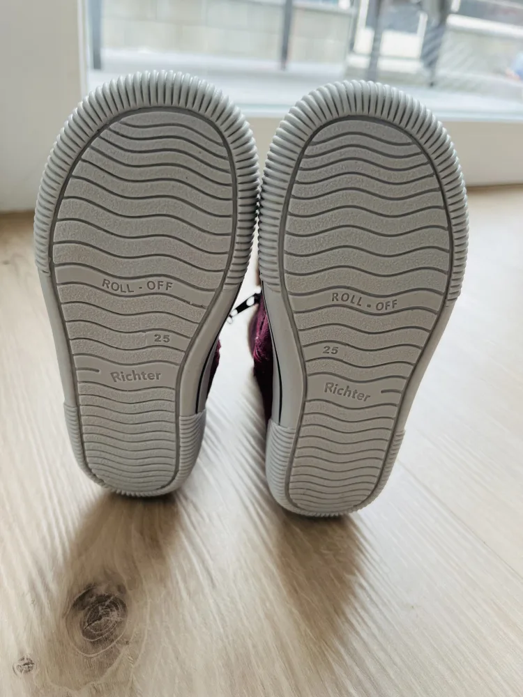 96xn4zh6pd85.webp